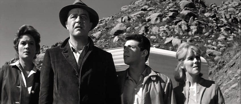 PANIC IN YEAR ZERO (1962) still
